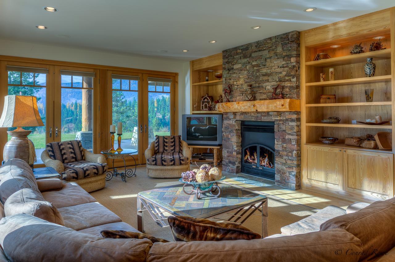 The Lodge At Trout Creek Bed And Breakfast Kültér fotó