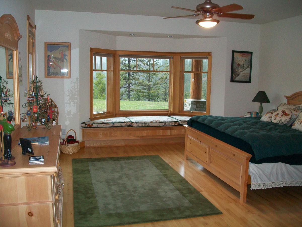 The Lodge At Trout Creek Bed And Breakfast Kültér fotó