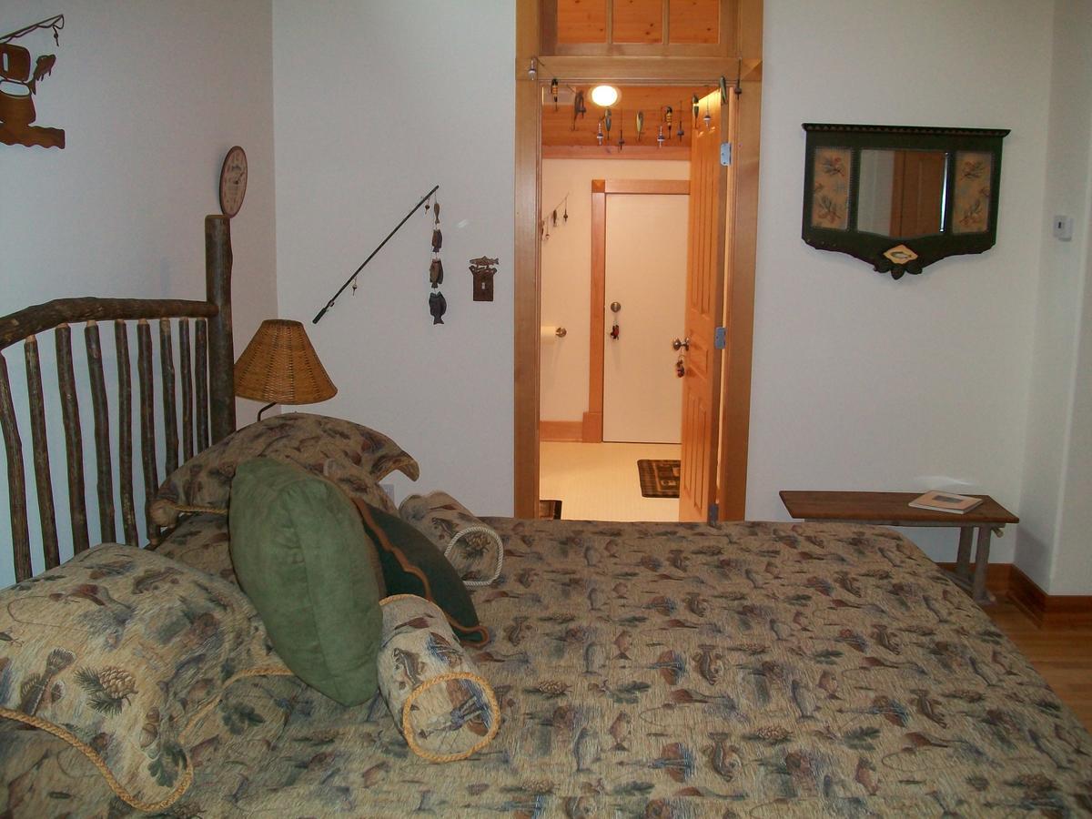 The Lodge At Trout Creek Bed And Breakfast Kültér fotó